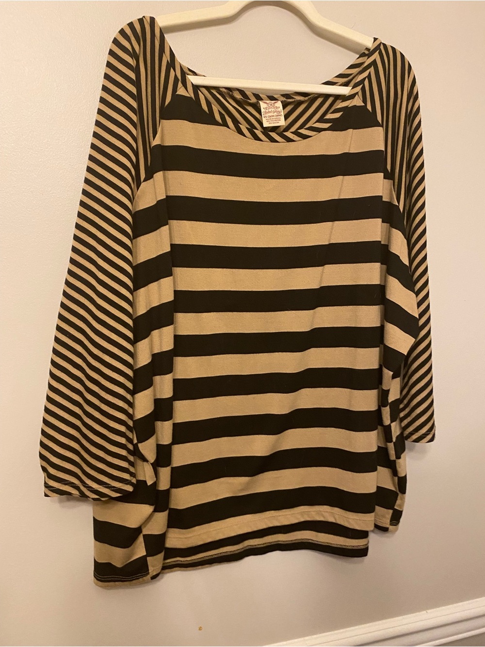 Faded Glory Black and Tan Striped Long Sleeve Tee